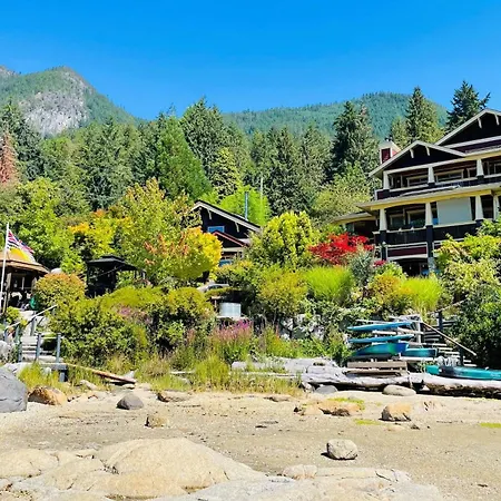 The Tuwanek Bed And Breakfast-2