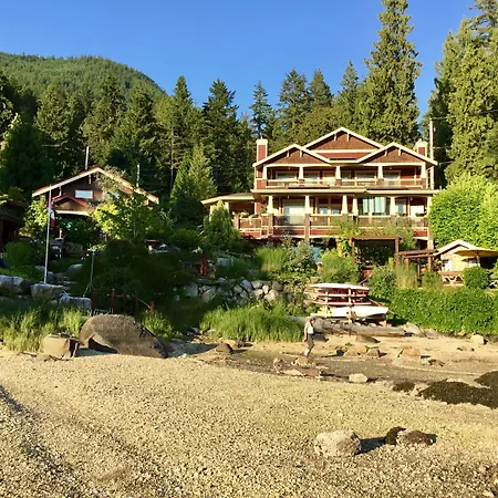 The Tuwanek Bed And Breakfast-3