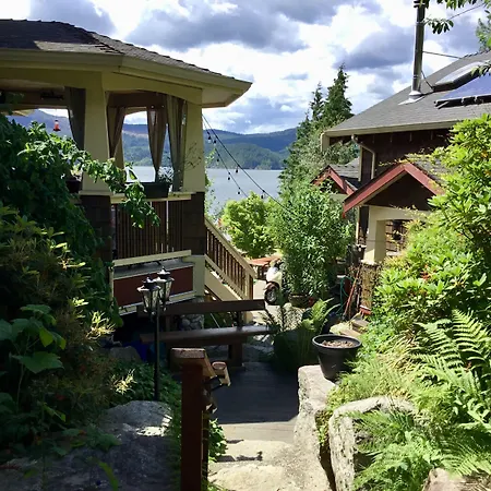 The Tuwanek Bed And Breakfast-2